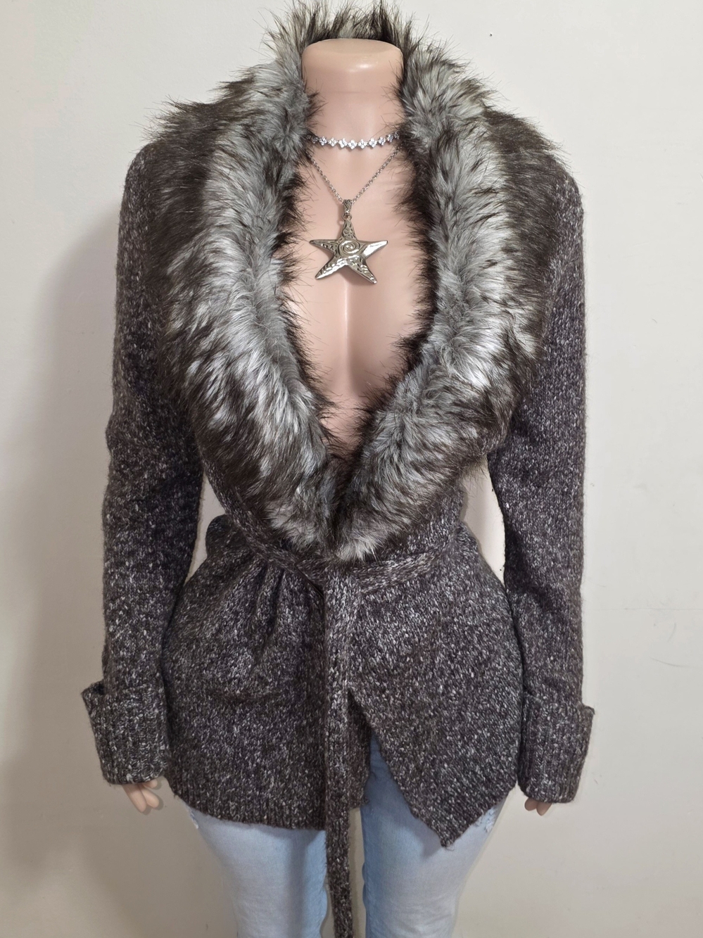 ☆Express Gray Knit Fur Collar Tie-Waist Sweater☆